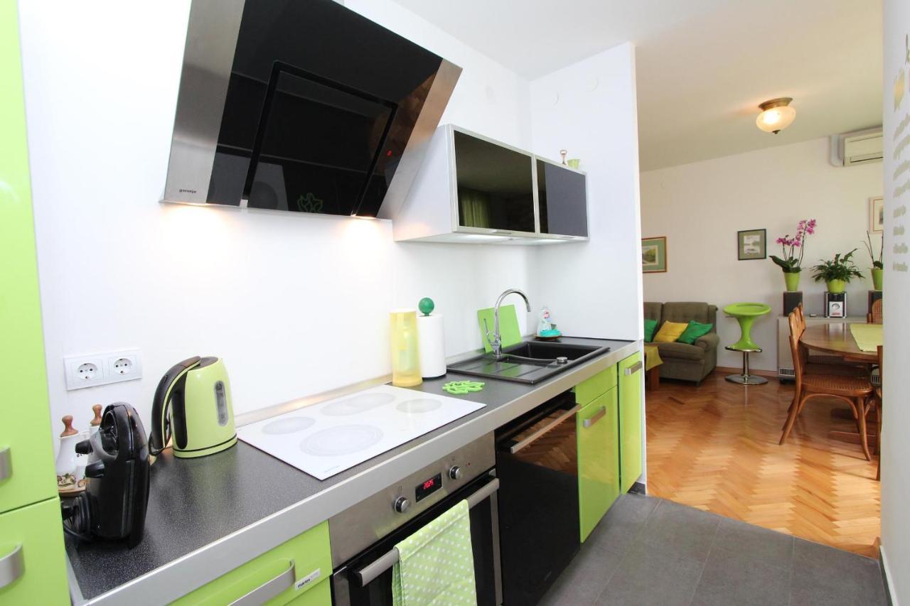 Apartment Elia Rovinj Exterior photo
