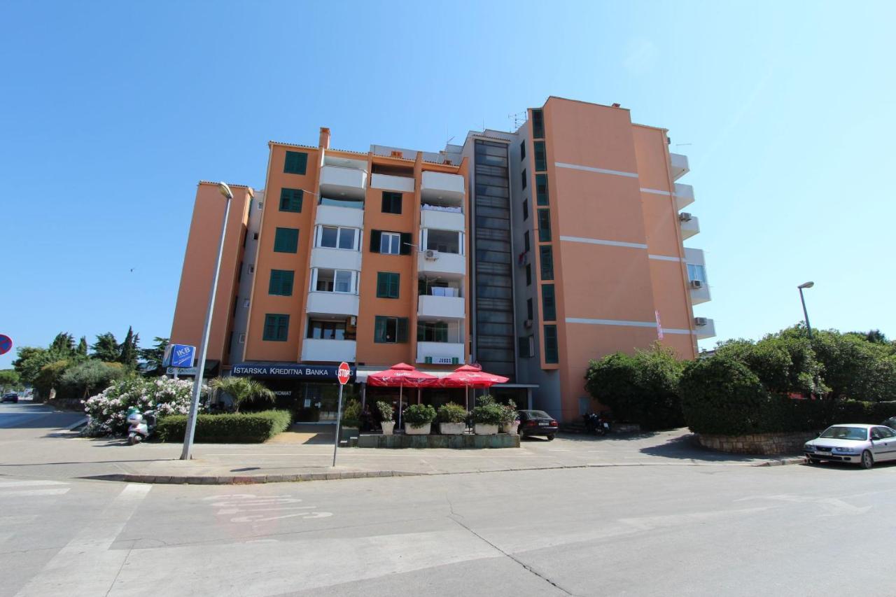 Apartment Elia Rovinj Exterior photo
